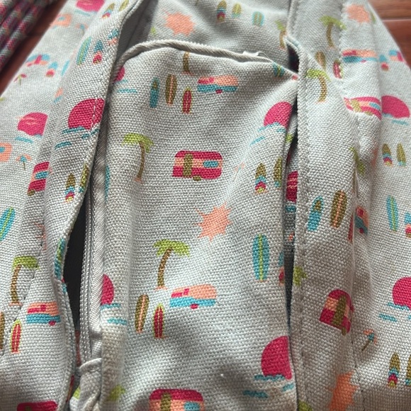 Kavu Rope Slingback Beach Camper Themed Bag, Light Blue, 4 Pockets - Picture 2 of 8